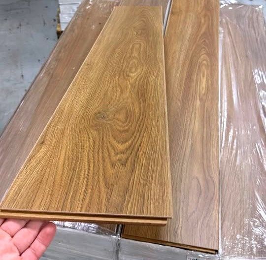 Lifeproof Sutton Place Oak 14 mm T x 8 in. W Waterproof Laminate Wood Flooring
