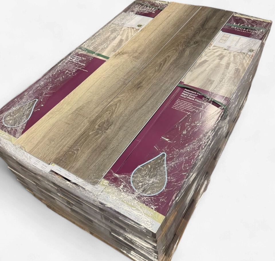Pallet of 36 cases waterproof click lock vinyl flooring 12 mil