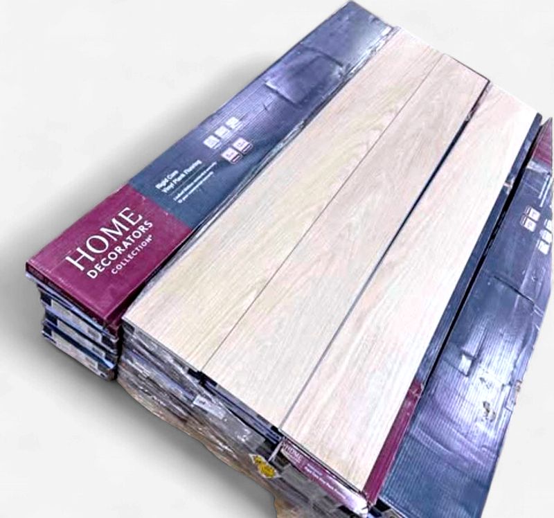 Pallet of 35 cases Crater Lake Oak 12 mil vinyl flooring -820 sqft total