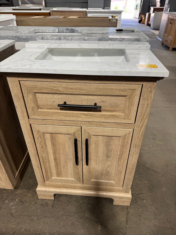 24 in. X 19 in. White Oak Bathroom Vanity With White Carrara Marble Sink Top
