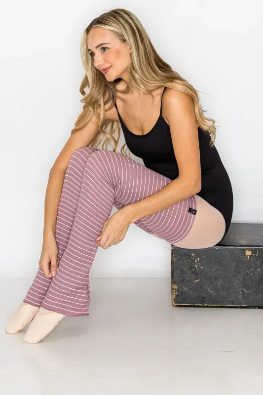 Bee- Comfy leg warmer/ Straight, not tapered at Ankle