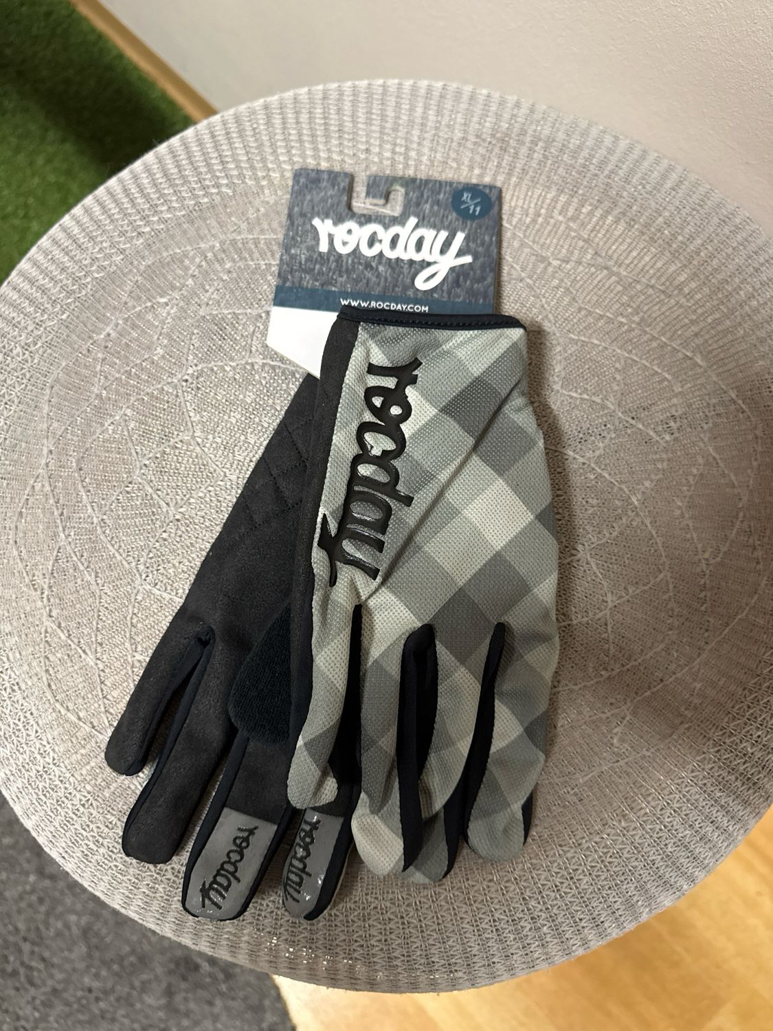 Rocday Handschuh in der Größe XL