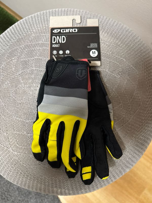 Giro Handschuh in der Größe M