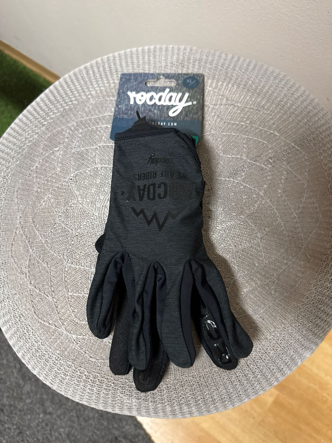 Rocday Handschuh in der Größe XL