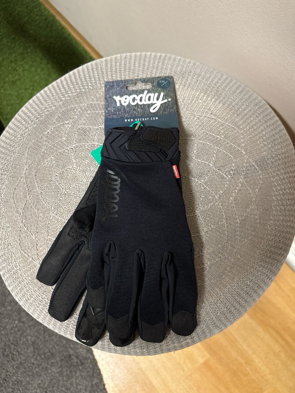 Rocday Handschuh in der Größe XXL