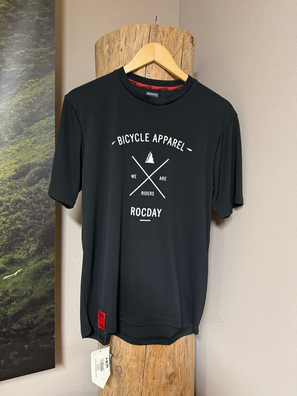 Rocday Trikot in der Größe L