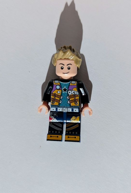 Minifigure Soap - Cool Guy (Orange Scented)