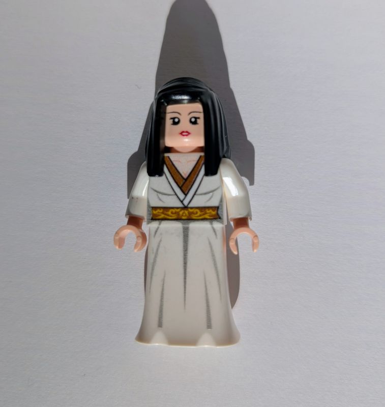 Minifigure Soap - Woman in White Gown (Orange Scented)
