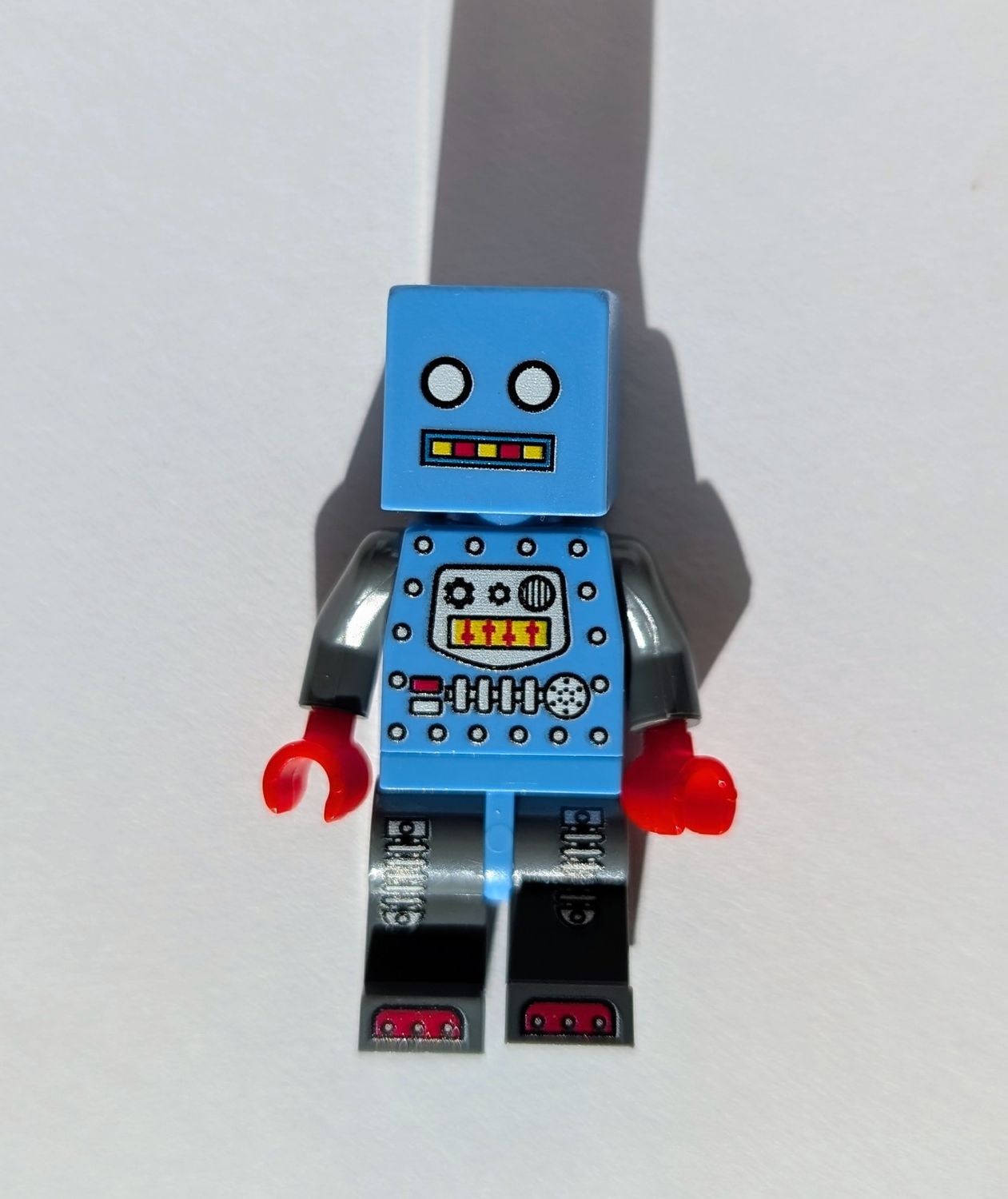 Minifigure Soap - Robot (Orange Scented) Minifigure Soap - Robot (Orange Scented)