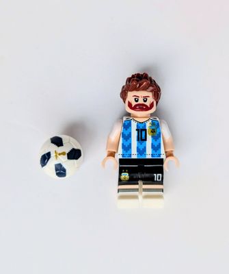 Minifigure Soap - Soccer Player with Ball(Orange Scented)