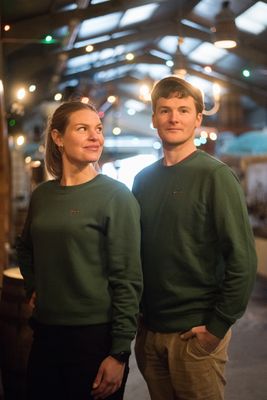 Curieuzegeuze Sweater Uniseks - Bottle Green