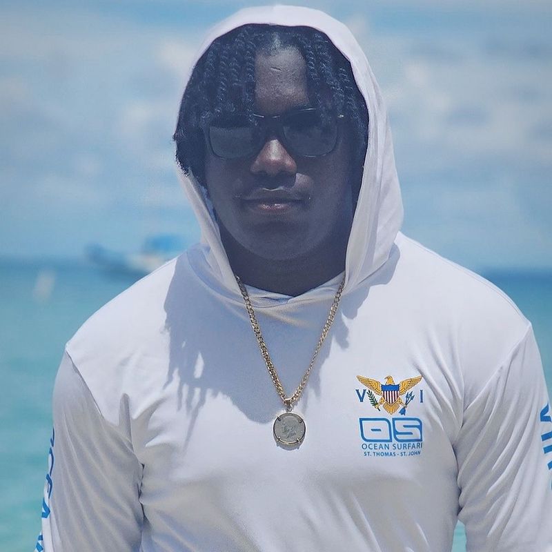 OS SPF 50+ Performance Men&#39;s Hoodie VI Flag White