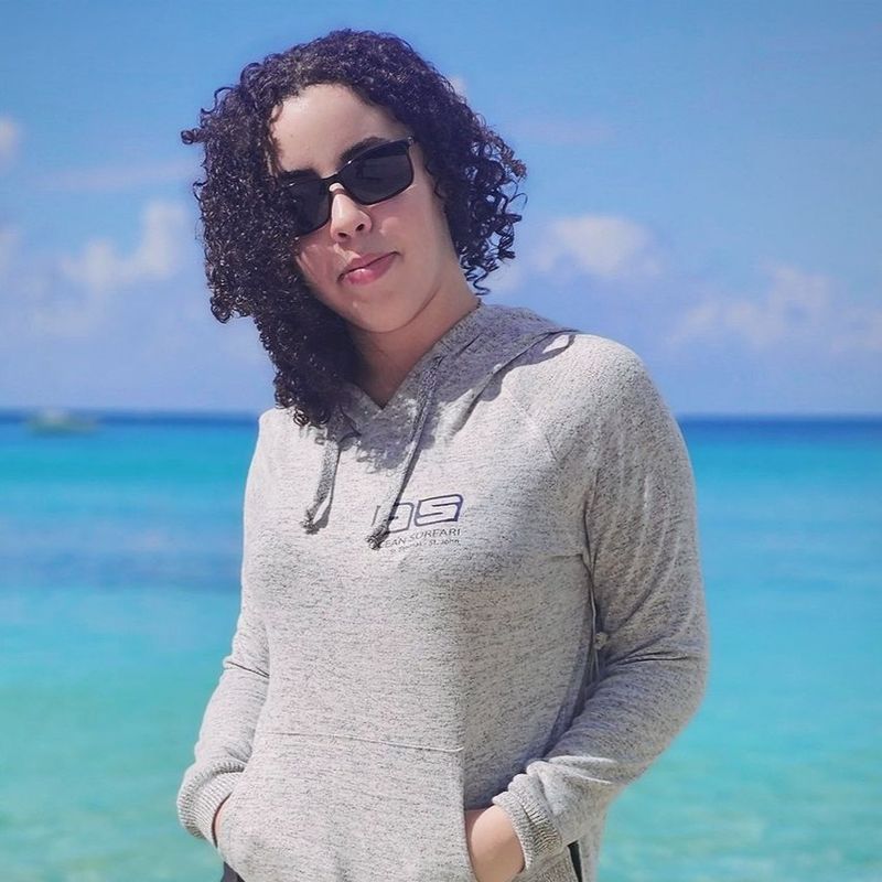 Ladies Brushed Hacci Side Slit Hoodie Grey