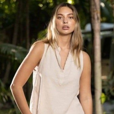 Women&#39;s Fringe V Line Top - Beige
