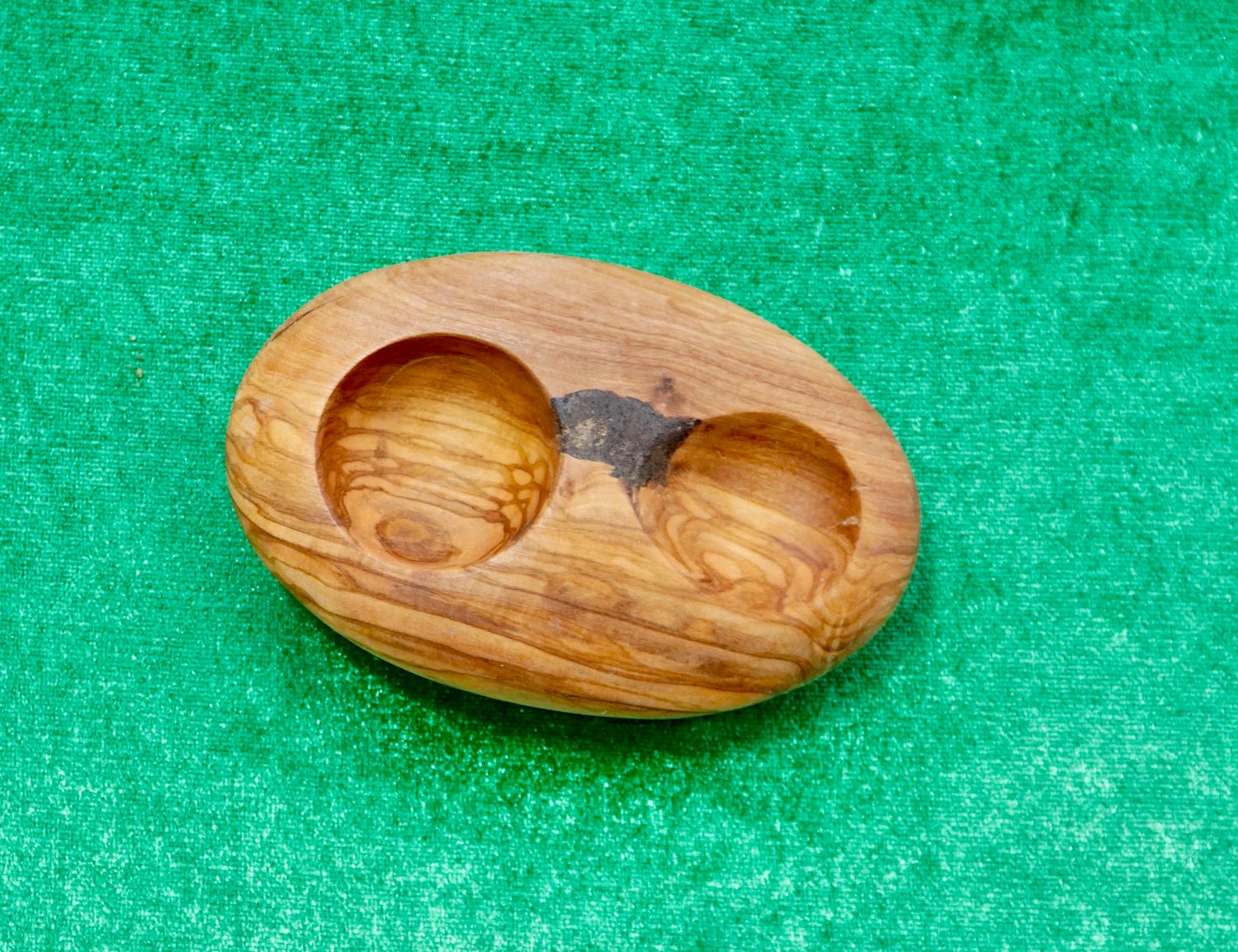 Egg holder