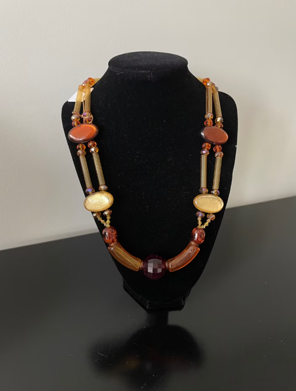 korte ketting amberkleurig
