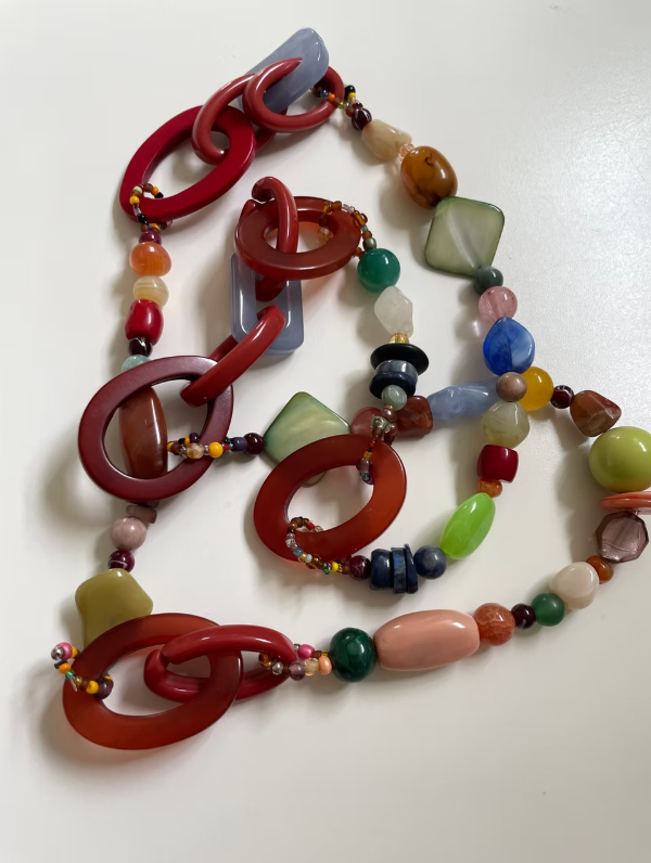 Lange ketting - gekleurd Lange ketting - gekleurd