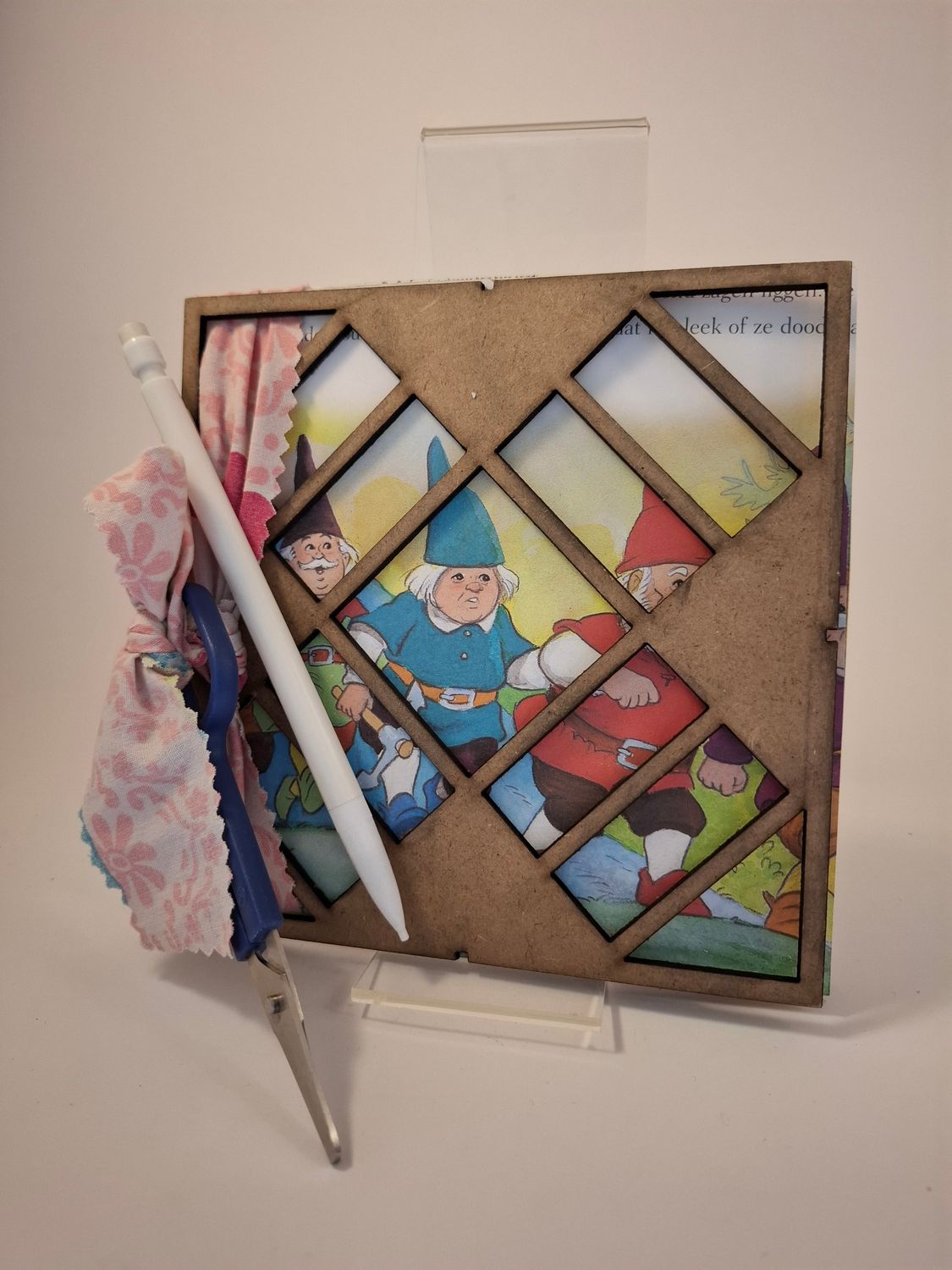 Knutselpakket vanaf 8 jaar | Origami doosjes plooien Sneeuwwitje Knutselpakket vanaf 8 jaar | Origami doosjes plooien Sneeuwwitje