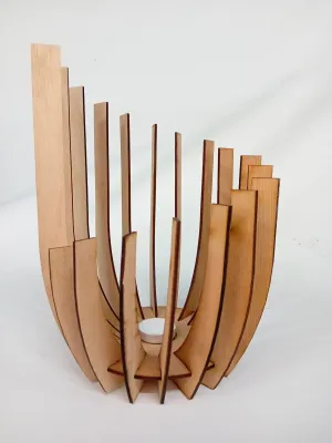 Houten theelichthouder met ribben