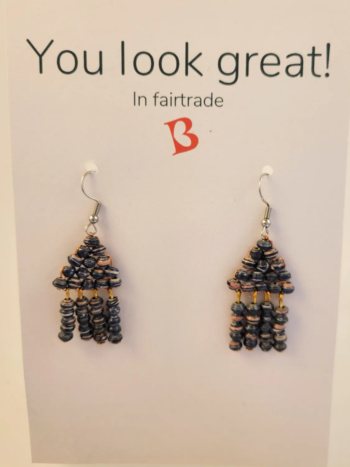 Oorbellen | KIBIBI | blauwgrijze papierkralen | fairtrade & upcycled
