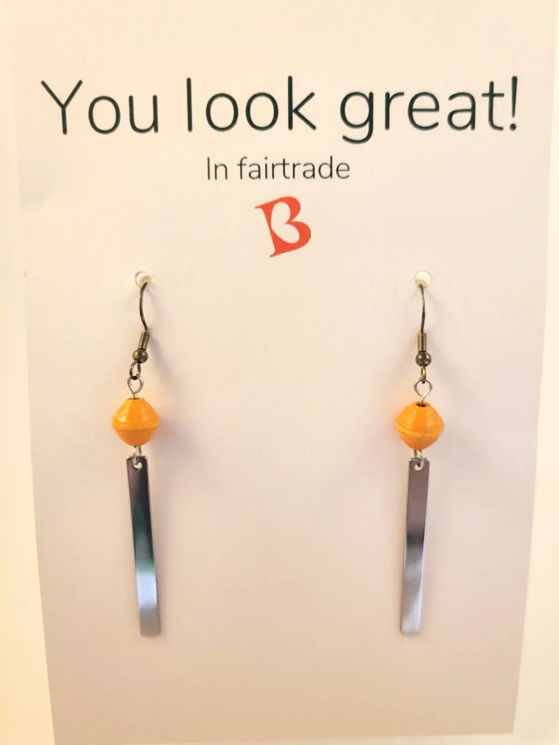 Oorbellen | KIBIBI | gele kraal en zilver | fairtrade & upcycled