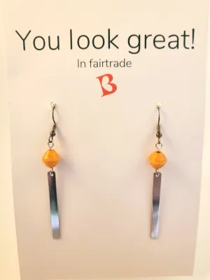 Oorbellen | KIBIBI | gele kraal en zilver | fairtrade & upcycled Oorbellen | KIBIBI | gele kraal en zilver | fairtrade & upcycled