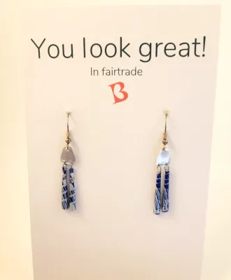 Oorbellen | KIBIBI | blikjes zilver/blauw | upcycled & fairtrade Oorbellen | KIBIBI | blikjes zilver/blauw | upcycled & fairtrade