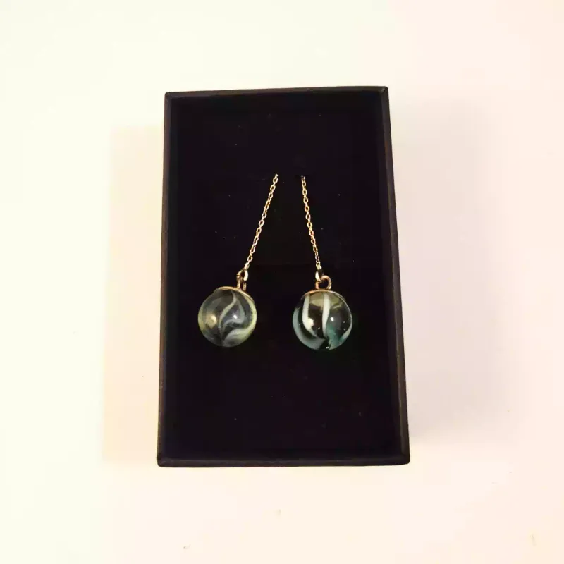 Oorbellen | Crazyclage | Zilver met witte knikkers