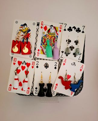 Oorbellen van gerecycleerde spelonderdelen | Made by REST