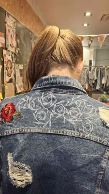 Workshop jeansjasjes pimpen voor groepen Workshop jeansjasjes pimpen voor groepen