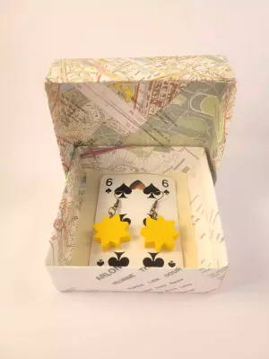 Ster-oorbellen in cadeaudoosje