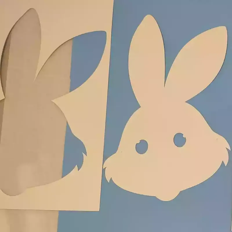 Masker en mal konijn