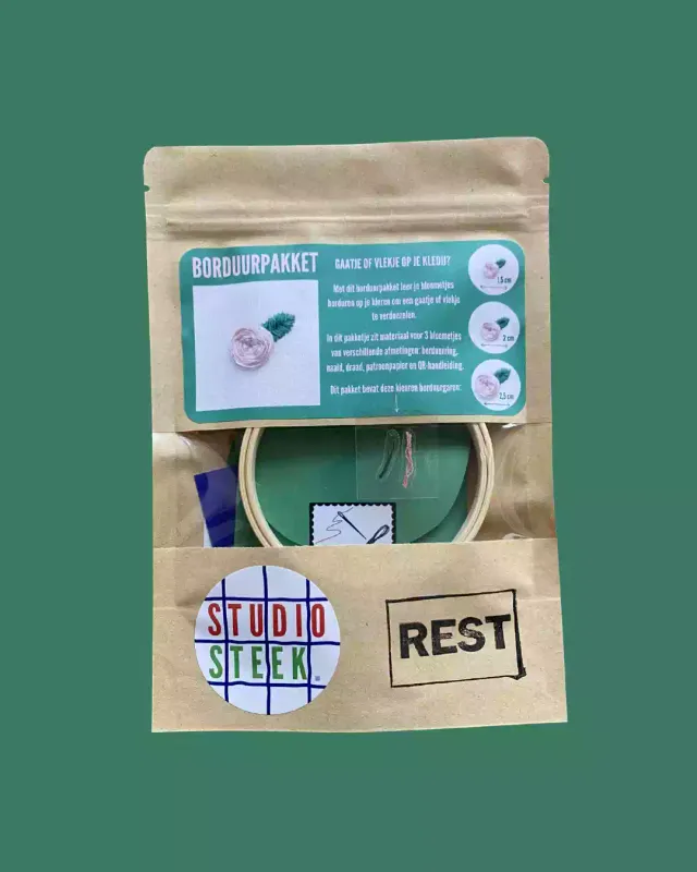 Borduurpakket bloempjes🌼| REST x Studio Steek