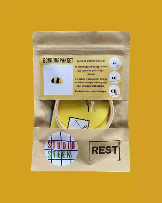 Borduurpakket bijtjes🐝| REST x Studio Steek