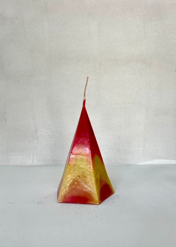 Kaars - kleine piramide Kaars - kleine piramide