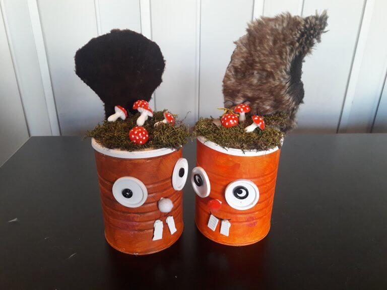 Verjaardagsfeest voor 8- tot 12-jarigen: Eekhoornspel knutselen Verjaardagsfeest voor 8- tot 12-jarigen: Eekhoornspel knutselen