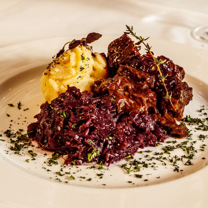 WILDGULASCH