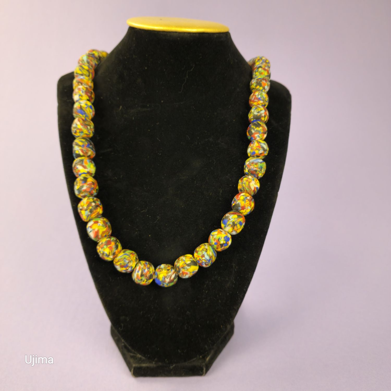 Egusi Necklace Round