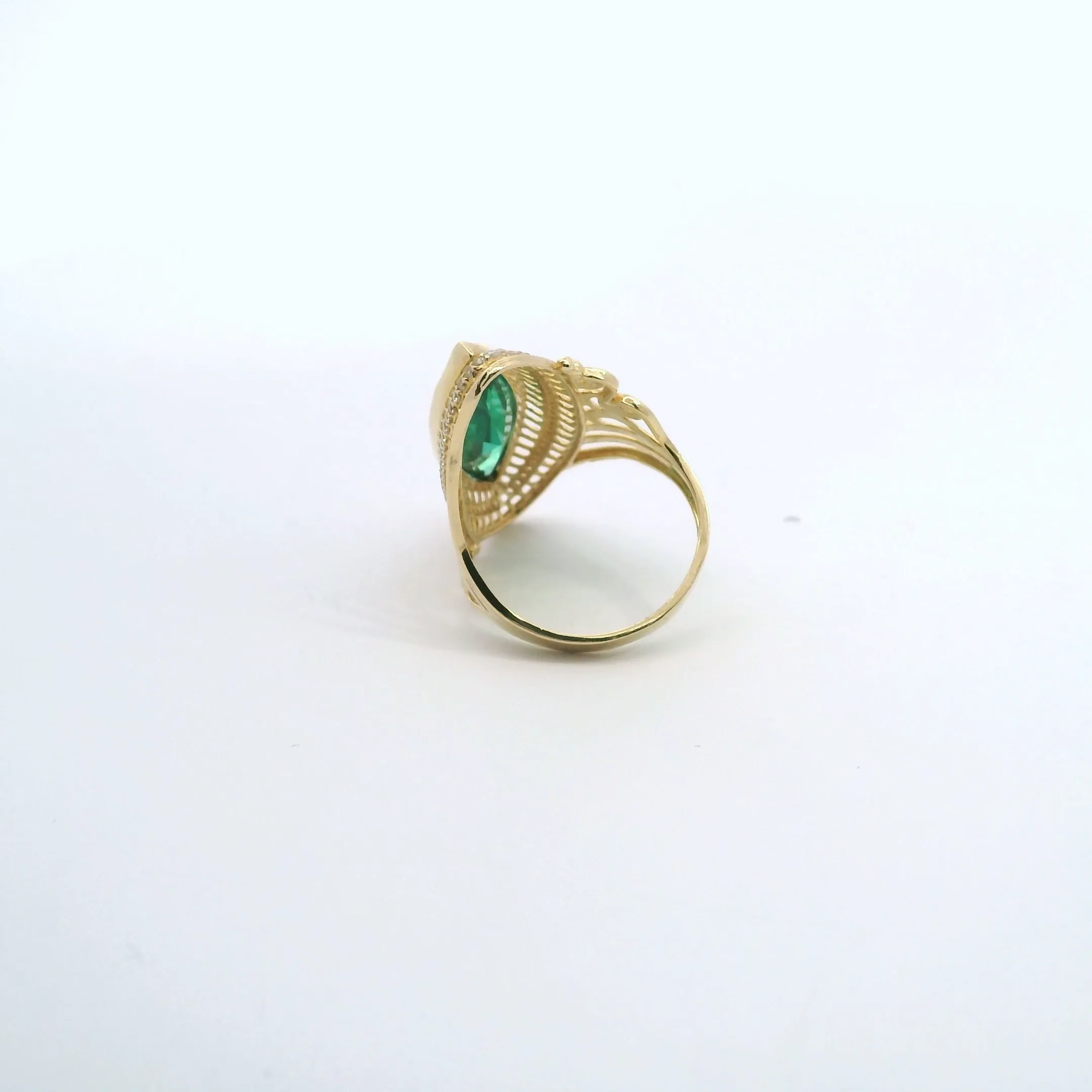 14K Gold Elegant Green Gemstone Ring