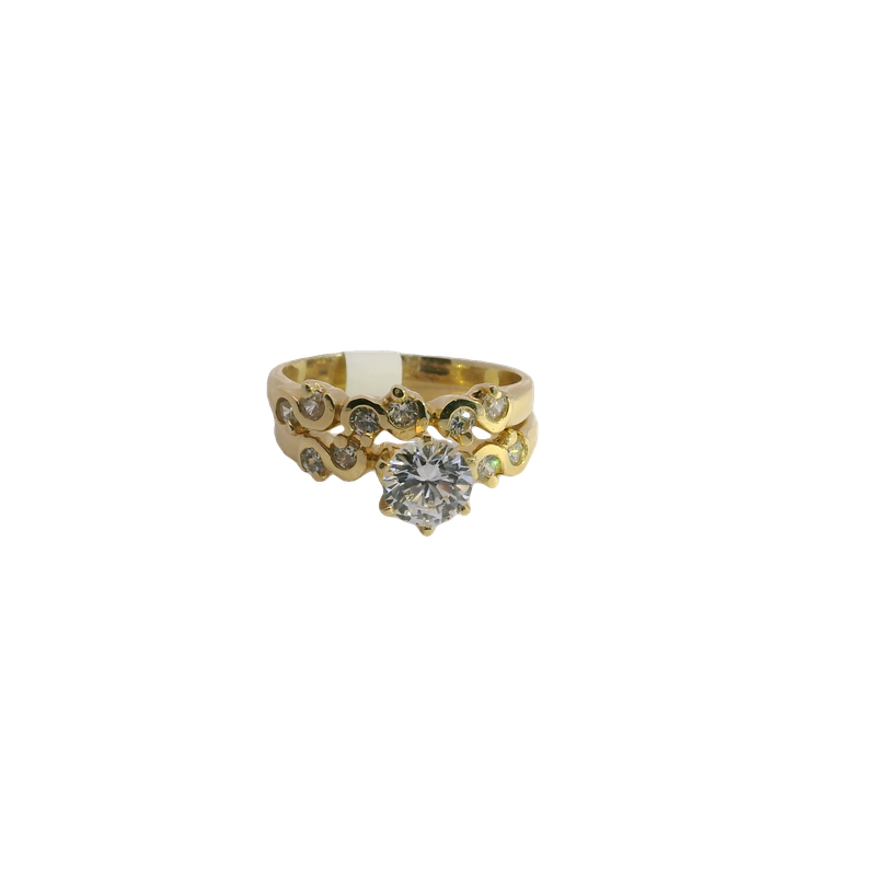 Elegant 14k Gold Ring with Sparkling Centerstone