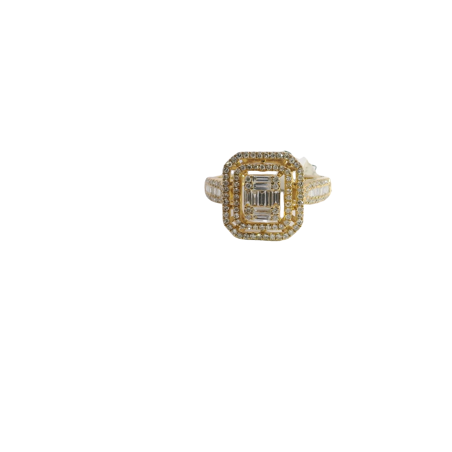 Elegant 18k Gold Diamond Engagement Ring