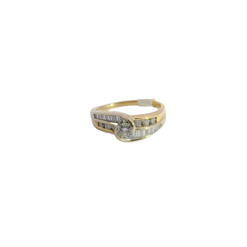 Elegant Gold and Diamond Ring