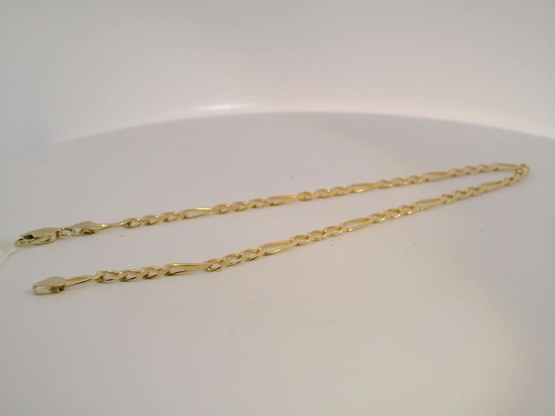 Elegant Gold Ankle Bracelet