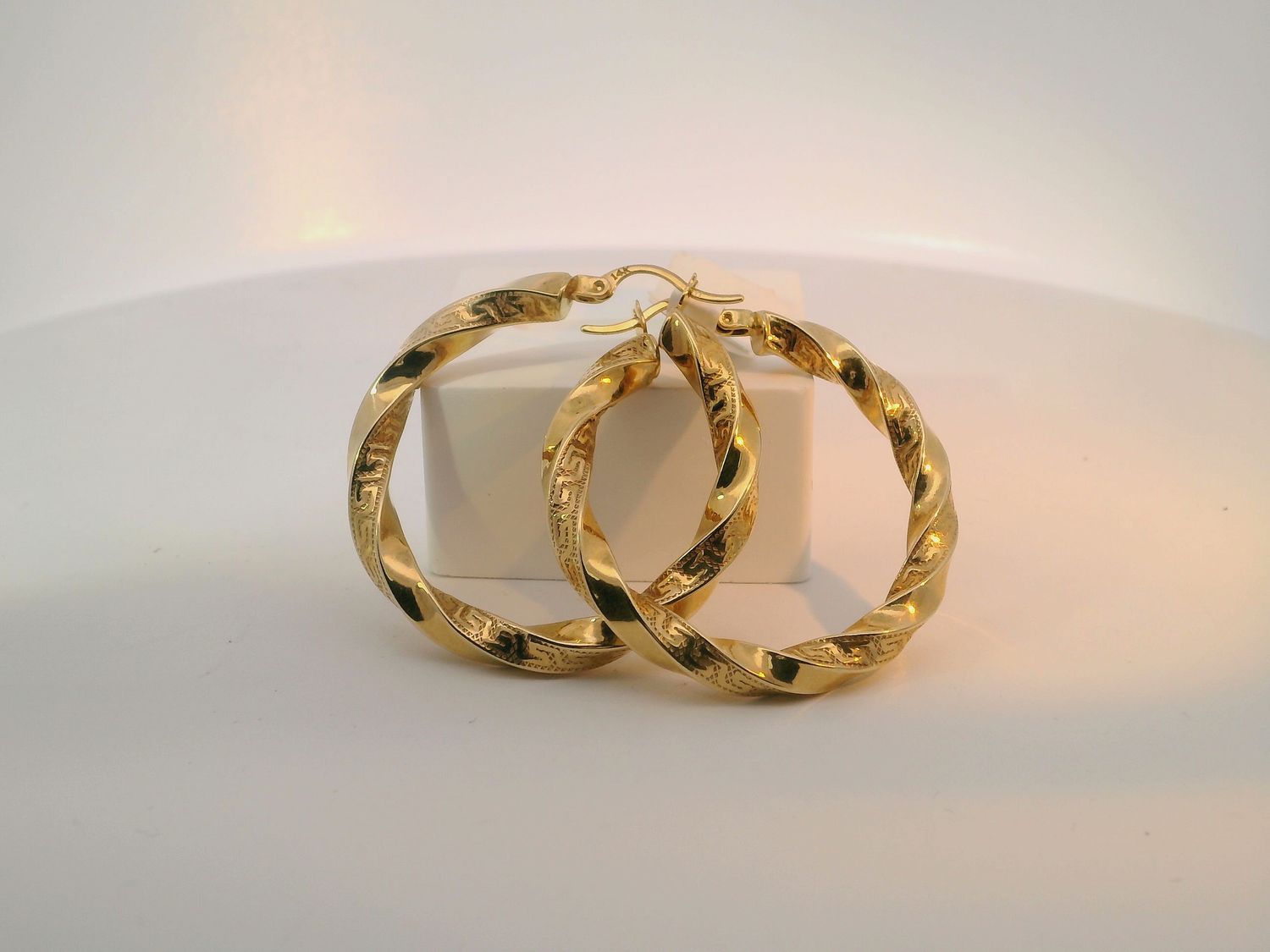 Elegant Twisted 14k Gold Hoop Earrings