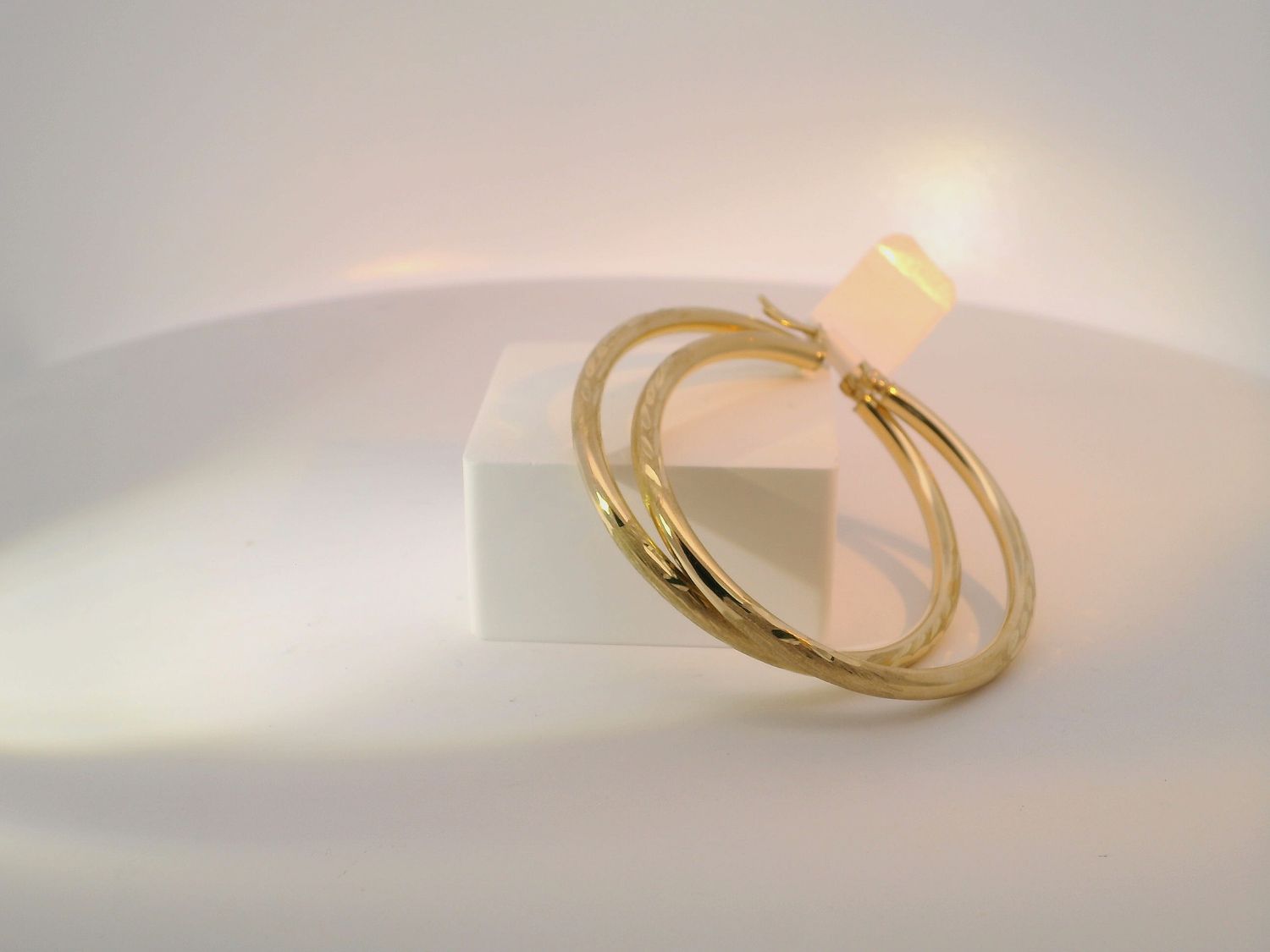Classic 10k Gold Hoop Earrings