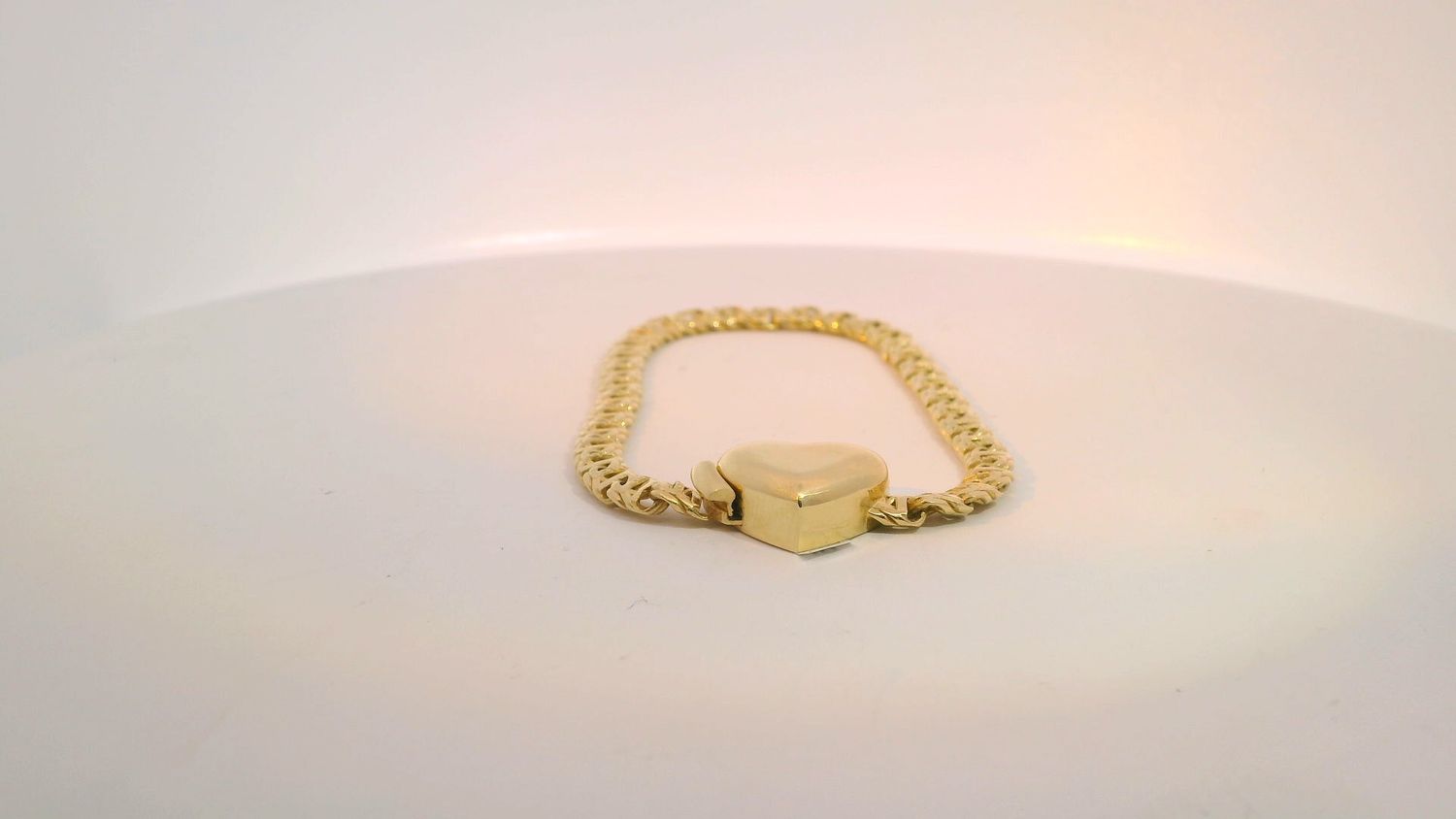 10K Gold Chain Bracelet with Heart Clasp
