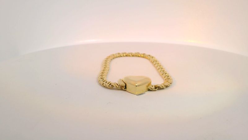 10K Gold Chain Bracelet with Heart Clasp