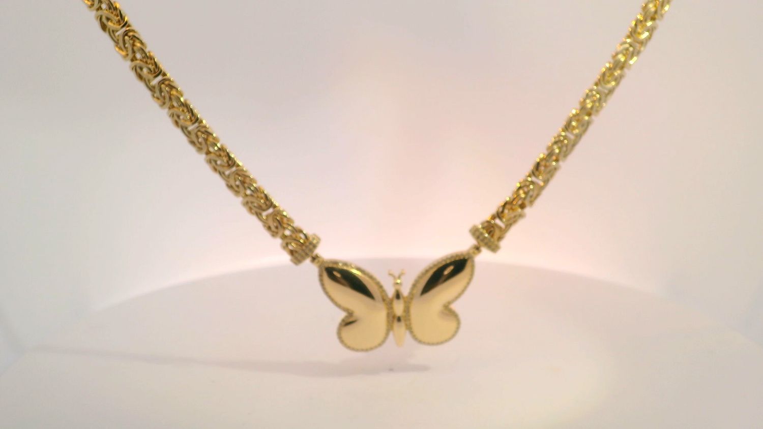 Elegant Yellow 14K Gold Butterfly Pendant Necklace