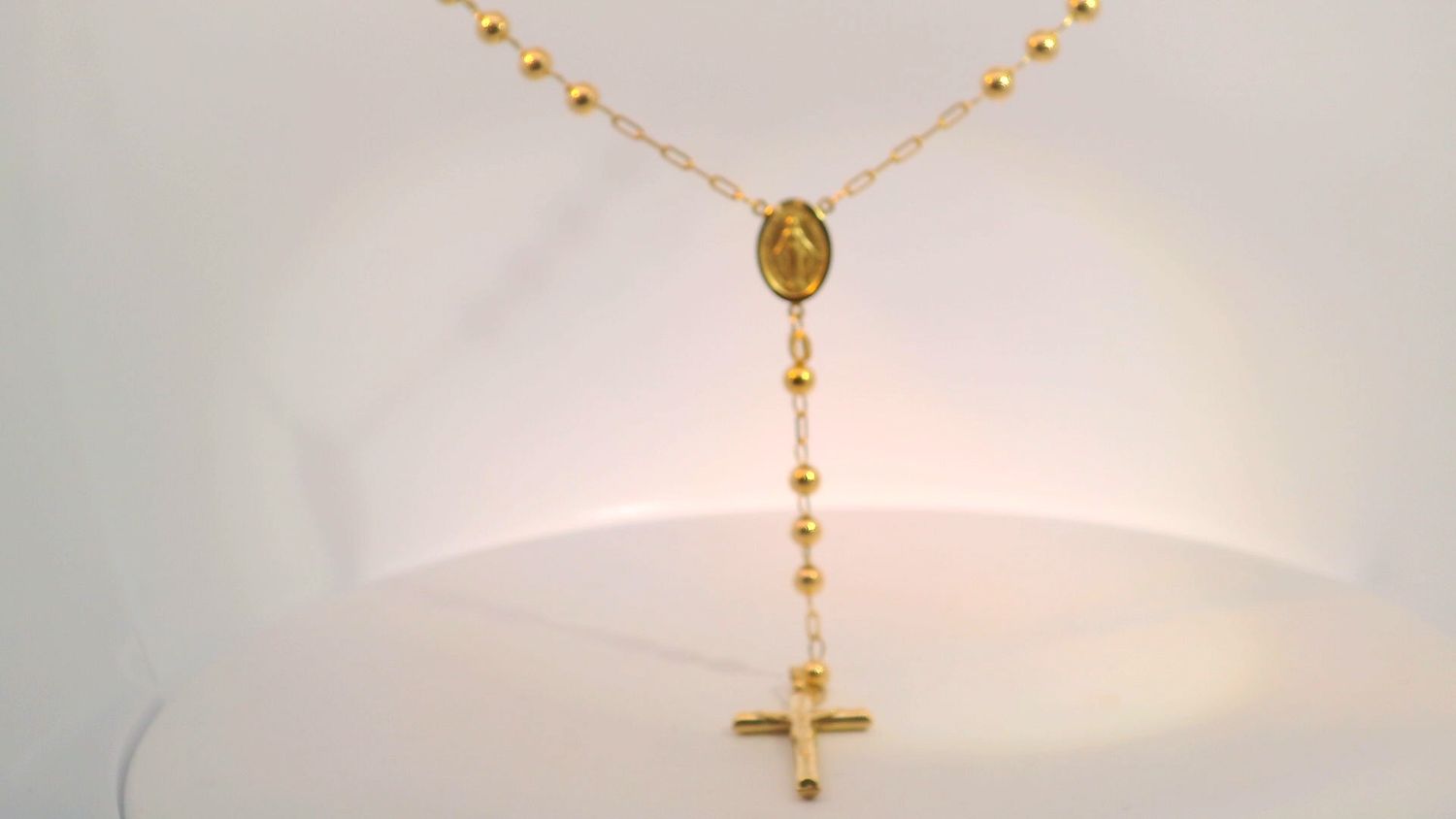 Elegant Yellow 14K Gold Beaded Necklace