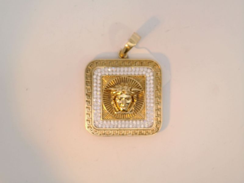 14k Gold Man's Pendants